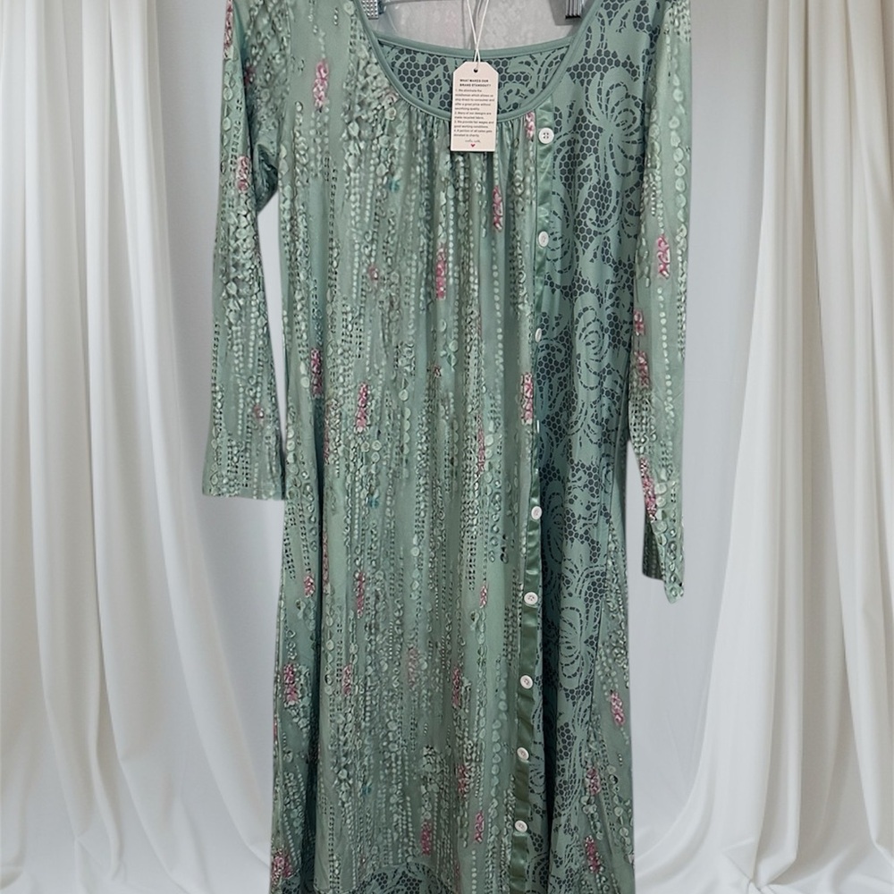 Amazon Green Floral Long Sleeve Dress